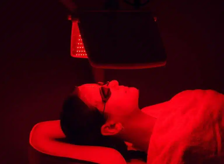 How Does Infrared Light Therapy Work