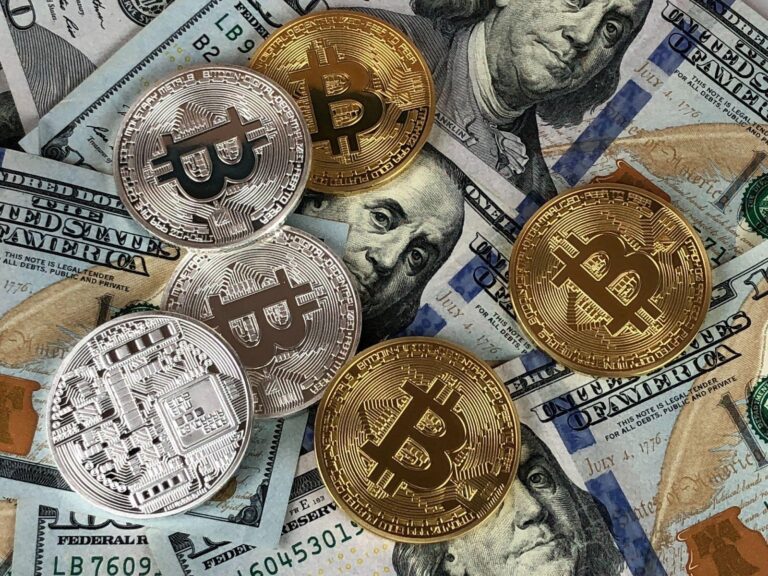 3 Ways Bitcoin Is Different from Fiat Currency